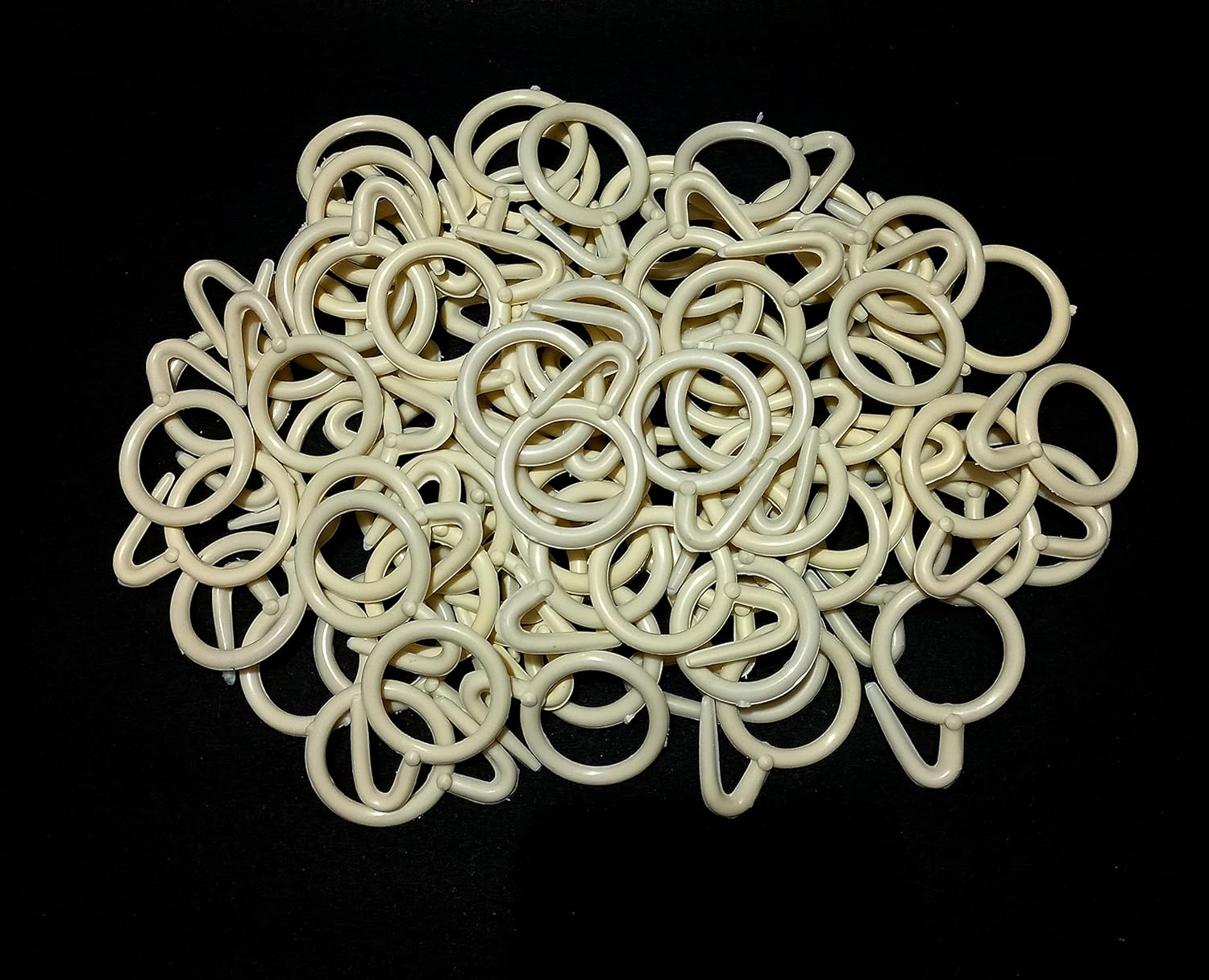 Hesch 9 Plastic Curtain Rings 1.5 inches Cream - Ivory Colour Pack of 100 Pieces